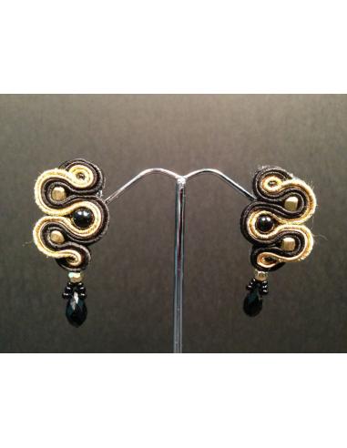 PENDIENTES FLAMENCA ORO CON NEGRO MAS...