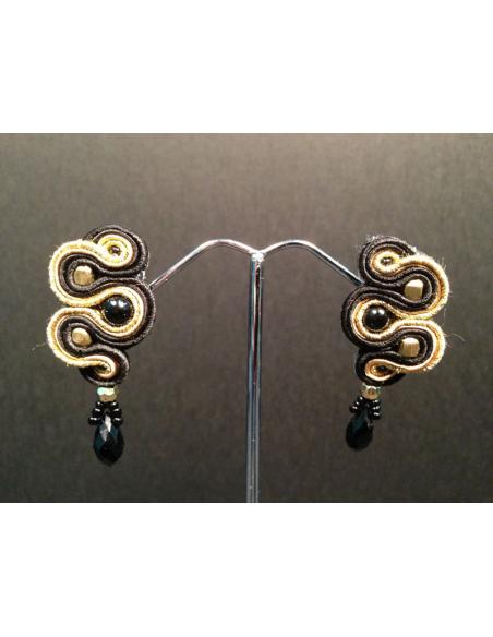 PENDIENTES FLAMENCA ORO CON NEGRO MAS COLORES