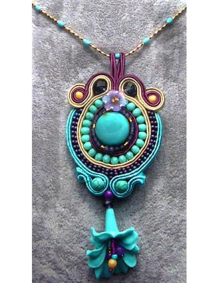 COLGANTE DE BISUTERIA SOUTACHE,TURQUESA BEIGE AMATISTA GRANDE
