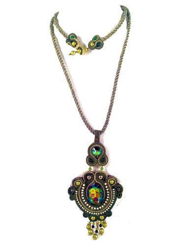 COLGANTES SOUTACHE