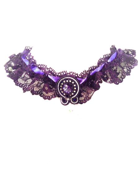 GARGANTILLA DE DISEÑO SOUTACHE, ENCAJE GRANDE