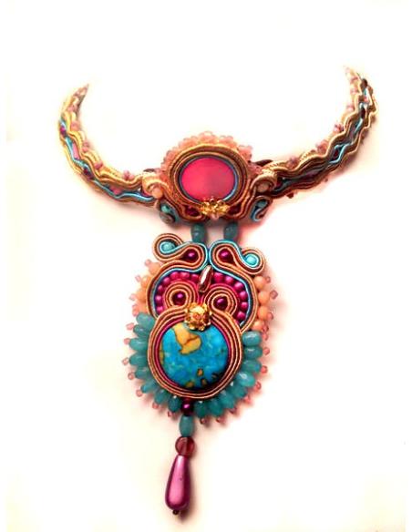 GARGANTILLA DE DISEÑO SOUTACHE, PEQ BUGAMBILLA