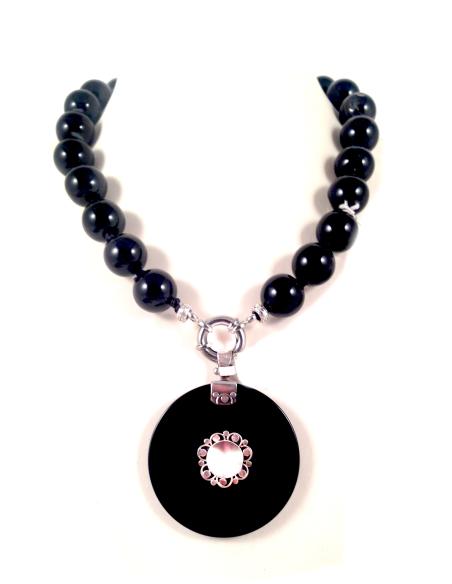 COLLAR PIEDRA NATURAL ONIX CON COLGANTE DE PLATA Y ONIX, MEDIDAS COLLAR 50CM, COLGANTE 5CM DIAMETRO