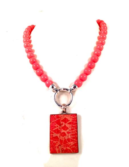 COLLAR PIEDRAS NATURAL CORAL CON COLGANTE  DE PLATA Y CORAL: MEDIDAS: LARGO DEL COLLAR 50CM, COLGANTE 4CM DIAMETRO