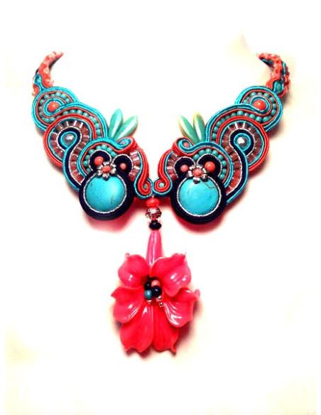 GARGANTILLA DE DISEÑO SOUTACHE,CORAL TURQUESA PEQUEÑA