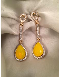 Imagen del producto PENDIENTE FIESTA AMARILLO LAGRIMA CON STRASS, MEDIDAS: LARGO 5CM, ANCHO LAGRIMA 1CM