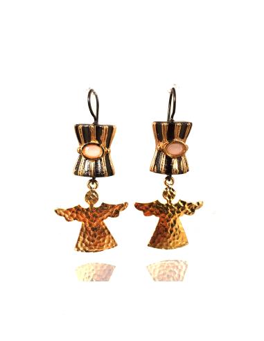 PENDIENTE LARGOS DE DISEÑO CHAPADOS EN ORO Y PLATA-
