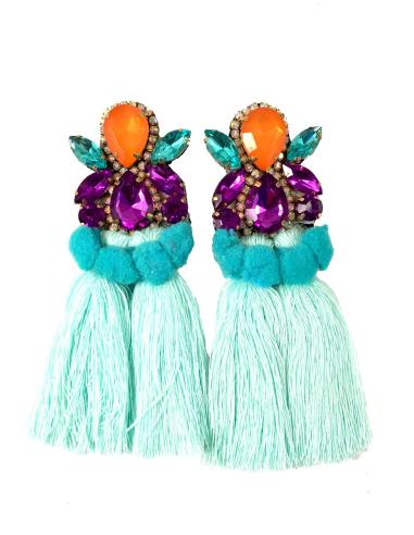 PENDIENTES DE MODA CON FLECOS, POMPONES TONOS MORADOS Y VERDE