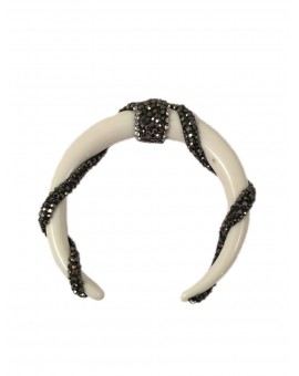 COLLARES ETNICOS DE COLMILLOS Y CUERNOS