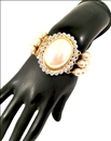 PULSERAS DORADAS ANCHAS CON TRIPLE HILERA DE PERLAS