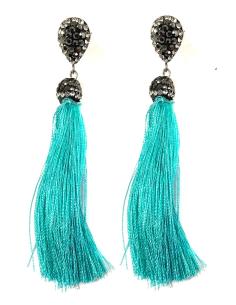 PENDIENTES LARGOS DE MODA, POMPON EN COLOR VERDE MENTA