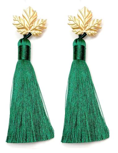 PENDIENTES LAROS DE FLECOS VERDE BOTELLA, CREA TU OUTFIT CON ESTE PRECIOSO COMPLEMENTO TAN FAVORECEDOR