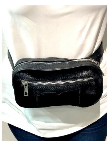 BOLSOS PIEL VACUNO NEGROS CON CORREA PARA CINTURON
