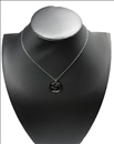 COLLARES BISUTERIA FINA COLGANTE MAPA MUNDO EN ACERO
