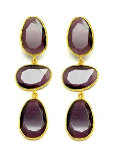 PENDIENTES LARGOS BAÑO ORO Y MORADO CON TRES PIEDRAS