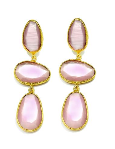 PENDIENTES MUJER LARGOS BAÑO ORO Y ROSA CON TRES PIEDRAS