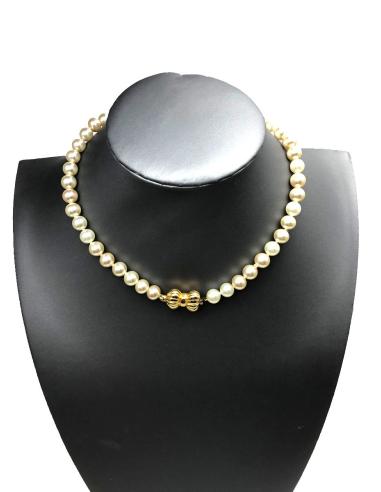 ORIGINALES COLLARES CORTOS DE PERLAS CON BONITO CIERR DE LAZO