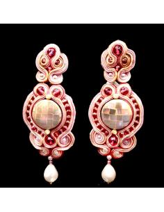 PENDIENTES FLAMENCA  COLOR ROSA CON NACAR