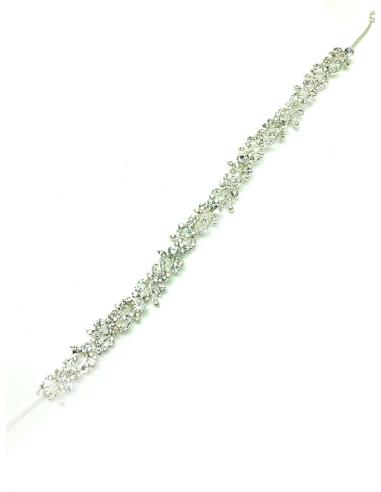 TOCADOS Y TIARAS PARA BODAS PLATEADAS CON DETALLES EN CRISTAL
