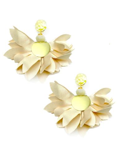 PENDIENTES LARGOS BEIGE IDEALES PARA VESTIDOS FLAMENCAS