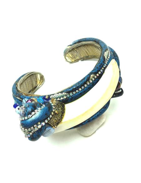 COLLARES ALTA BISUTERIA FABULOSO DISEÑO ARTESANAL CON COLMILLO