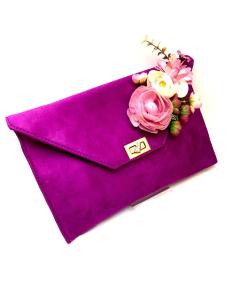 BOLSOS DE FIESTA TIPO SOBRE FUCSIA DECORADOS CON FLORES  PARA BODAS IDEAL PARA CONJUNTAR CON NUESTRAS PAMEL