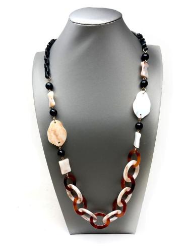 COLLARES LARGOS TIPO CAREY EN TONOS NEUTROS