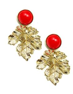 PENDIENTES DORADOS CON BONITA HOJA DE BISUTERIA