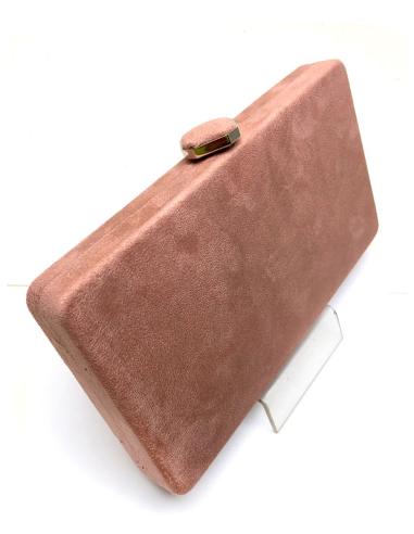 BOLSOS DE FIESTA ROSAS MAQUILLAJE DE INVITADAS PERFECTAS