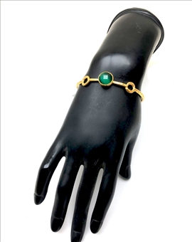 FINO DISEÑO PARA ESTA BONITA PULSERA CON LA QUE LUCIR TU OUTFIT 2
