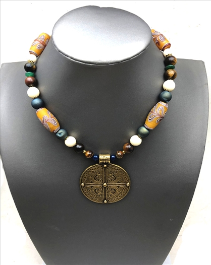 COLLARES MUJER DE LA ARTESANIA ETNICA...
