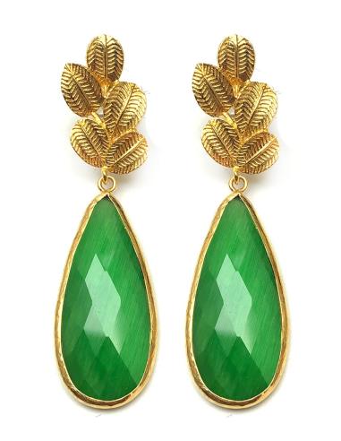 PRECIOSOS PENDIENTES LARGOS EN ESTE INTENSO COLOR VERDE
