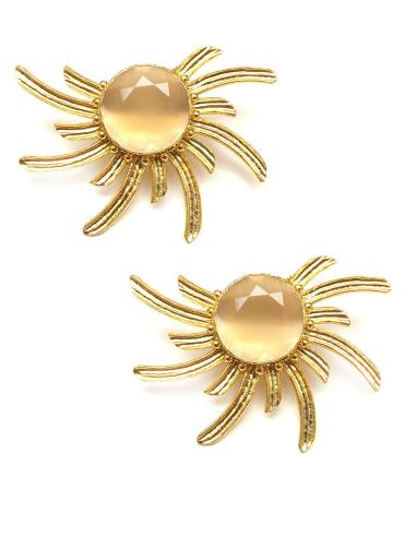 PENDIENTES DORADOS CORTOS MUY ELEGANTES Y SOFISTICADOS