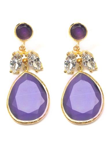 PENDIENTES LARGOS MORADOS DISEÑO CON UN BRILLO EXCEPCIONAL