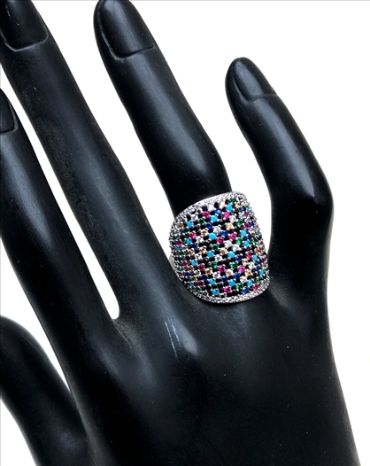 ANILLOS GRANDES DE MUJER CON PEDRERIA...