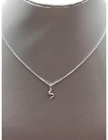 COLLARES DE BISUTERIA FINA CON BONITA SERPIENTE