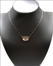 COLLARES CORTOS DE MUJER CON BONITO COLGANTE DE MADREPERLA