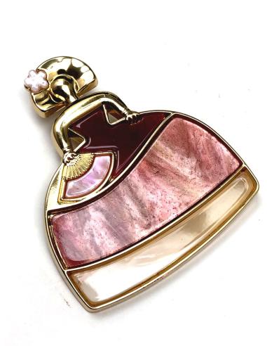 BROCHES DE BISUTERIA CON MENINAS EN TONOS ROSAS\n\n