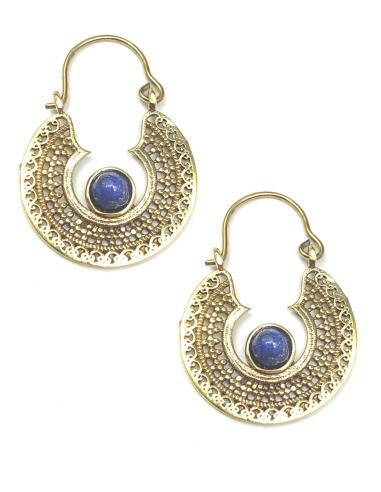 PENDIENTES DE MUJER DE AROS PERFECTOS COMO FONDO DE ARMARIO