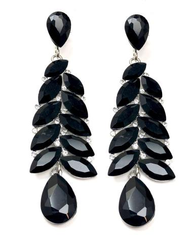 PENDIENTES LARGOS PARA UN LOOK DE FIESTA FABULOSO