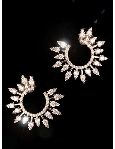 PENDIENTES ELEGANTES CON DISEÑOS ACTUALES PARA BODAS