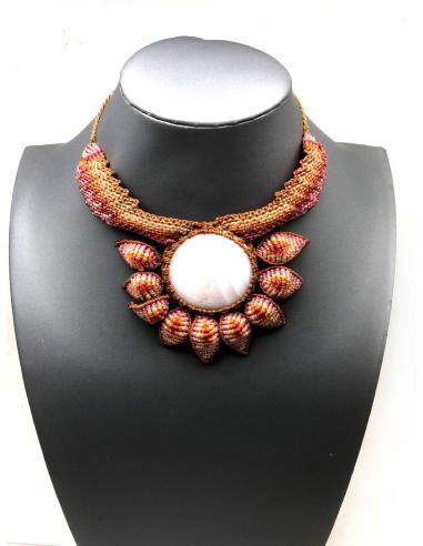 COLARES CORTOS MUJER DE MACRAME