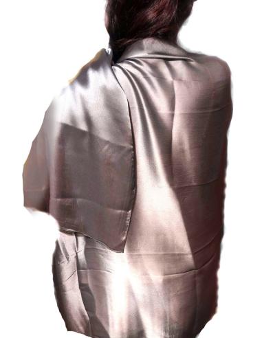 CHALES DE FIESTA GRISES PARA COMBINAR CON LOS COLORES DE MODA
