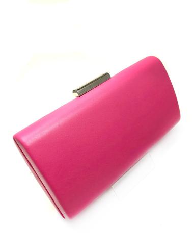 CLUTCH DE FIESTA FUCSIAS CON LOS QUE SER LA INVITADA PERFECTA