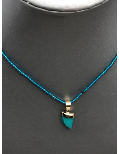COLLARES FINOS CON BONITO COLGANTE EN TONO VERDE MAR