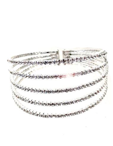 BONITAS PULSERAS PLATEADAS CON VARIAS...