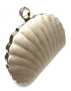 BOLSOS DE FIESTA BEIGE CON ORIGINAL FORMA DE CONCHA - Imagen 1