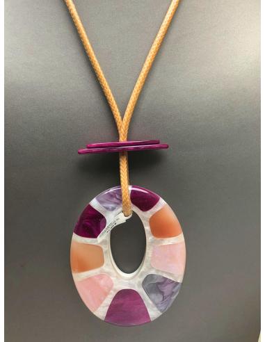 COLLARES FUCSIAS CON EL QUE APORTAR...