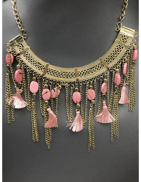 COLLARES DORADOS Y ROSAS DE ESTILO INDIO PARA TU LOOK