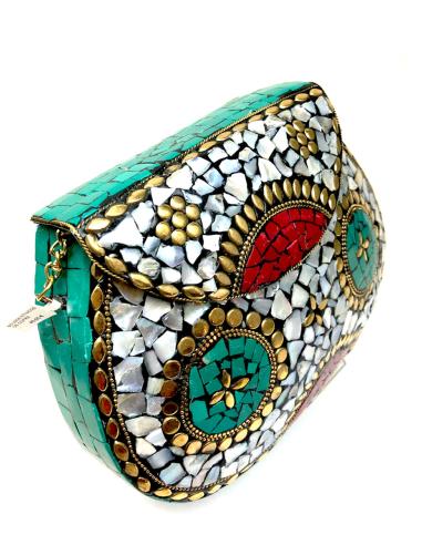 BOLSOS ETNICOS DE COFRE BLANCO NACARADO CON MOSAICO
